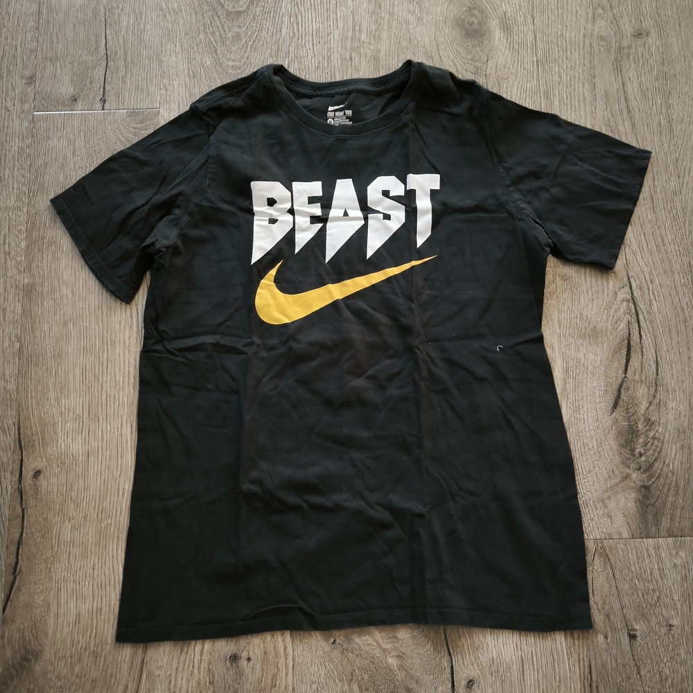 Nike Boys Black Athletic Tee